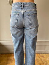 Load image into Gallery viewer, Free People Mom Jeans
